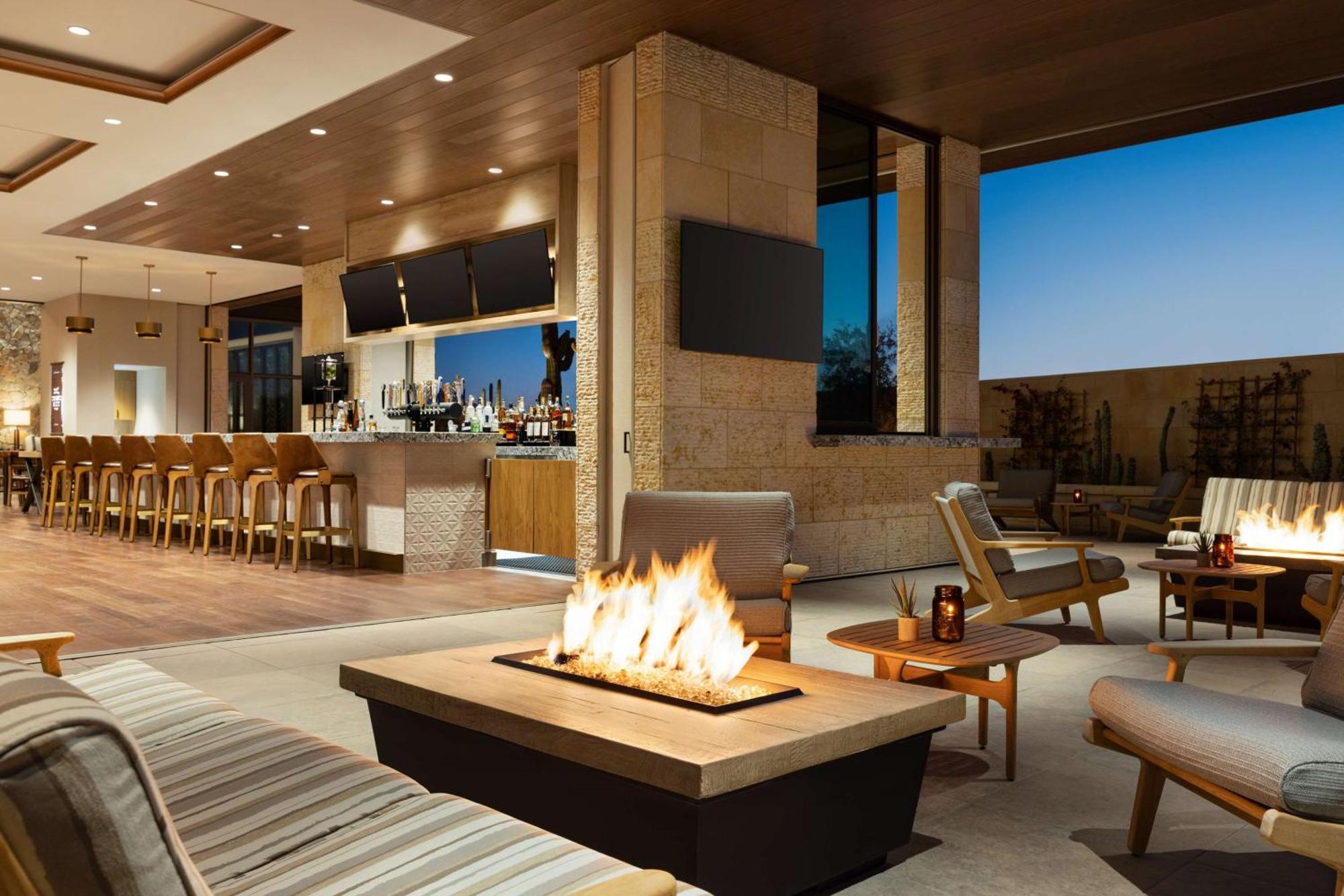Hilton North Scottsdale At Cavasson Hotel Exterior photo